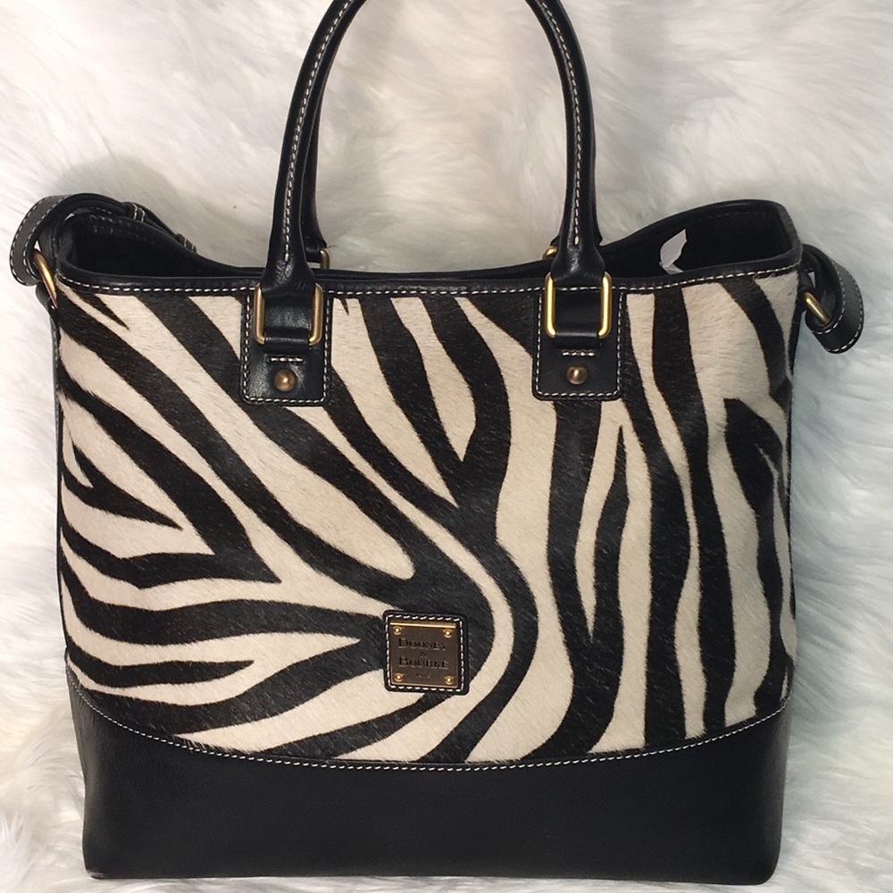 ‼️ SOLD ‼️ Dooney & Bourke Chelsea Shopper Tote
